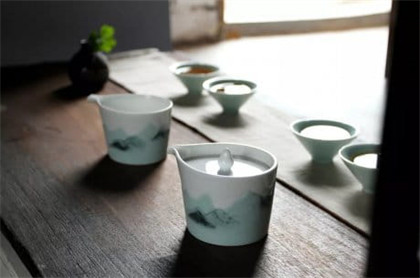 那些散发着回收大益普洱茶香气的地方